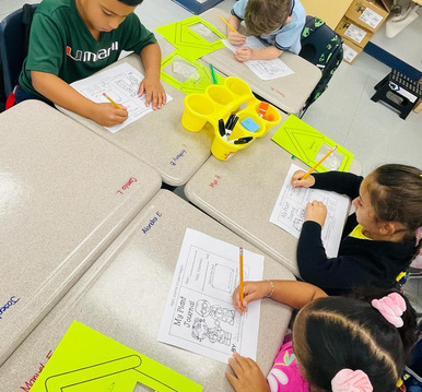 Cover photo of the Kindergarten Science Class album
